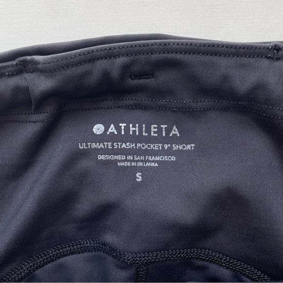Athleta Ultimate Stash Pocket 9” Biker Shorts Small - Picture 5 of 6
